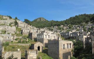 Lycian tombs in the city of Myra, Turkey: how to get here Tombs of the Lycian kings